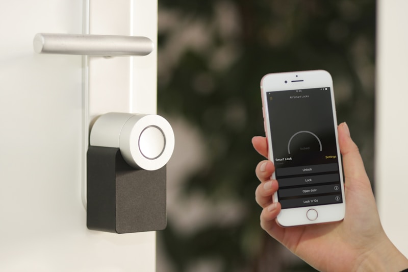 Ilustrasi enkripsi pada smart lock