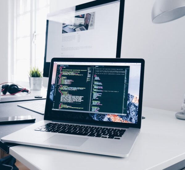 Optimasi gambar modern dengan AVIF WebP srcset preload dan lazy load