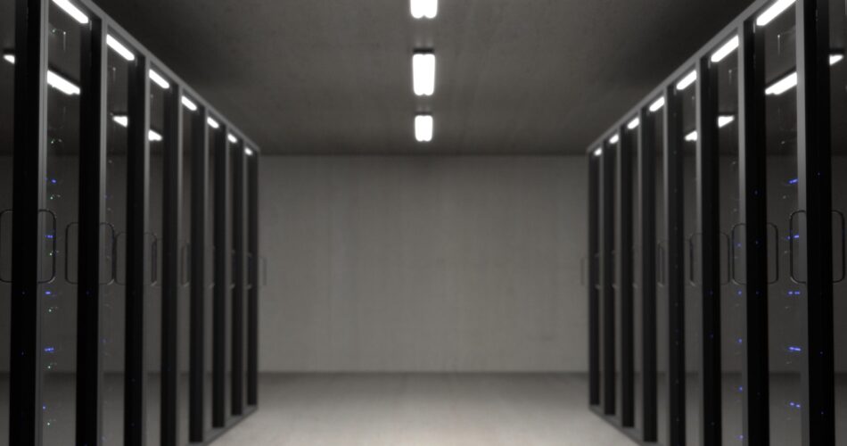 incident response playbook untuk compromised WordPress hosting di ruang server