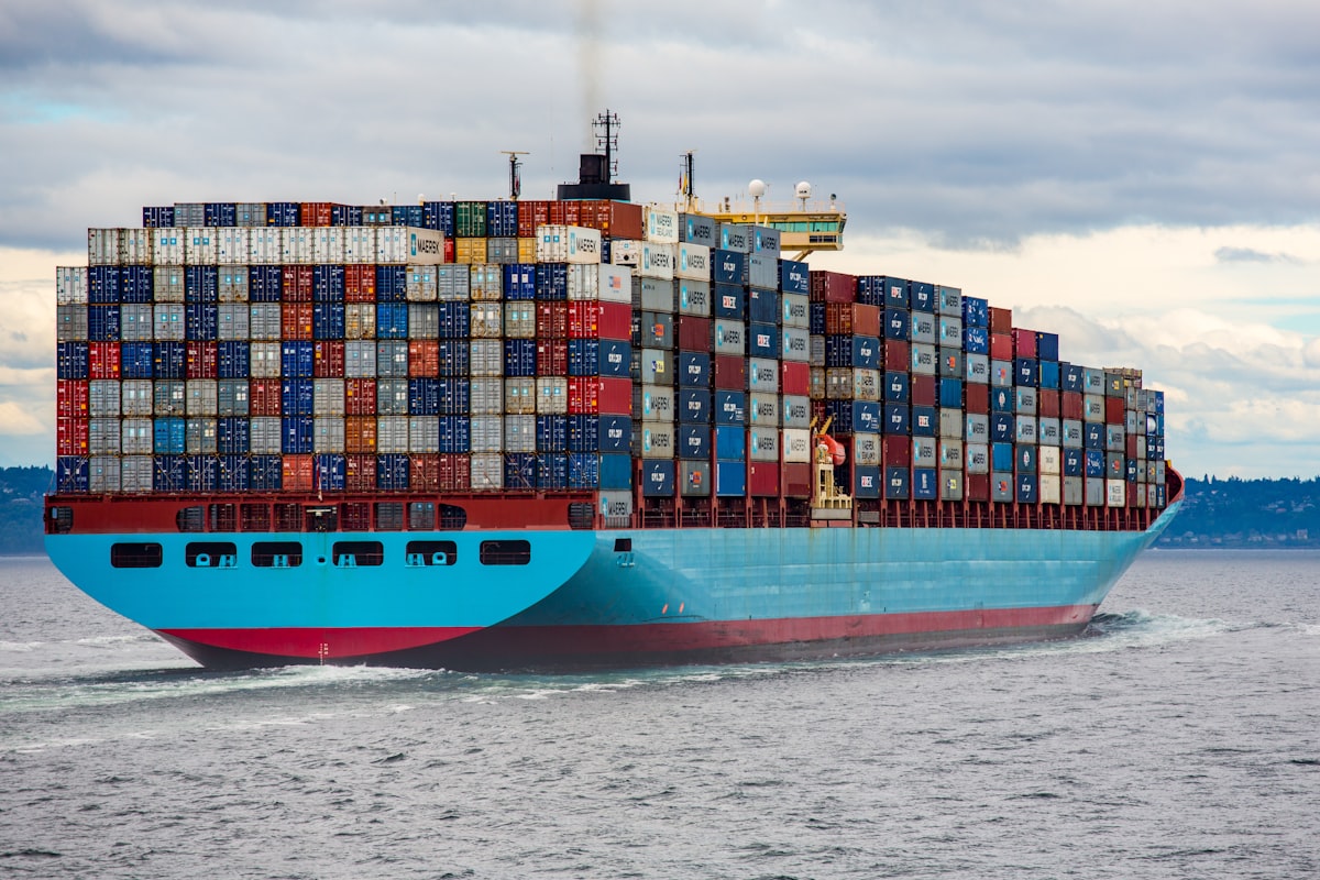 Docker multi-stage build cache dioptimalkan dengan Turbo incremental build