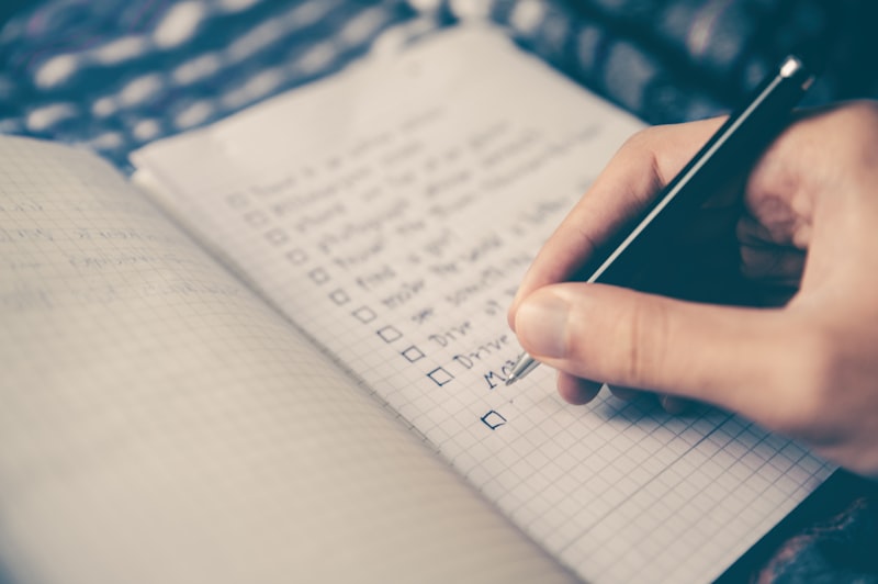 Checklist compliance provider obligations EU AI Act untuk model fine-tuned derivative