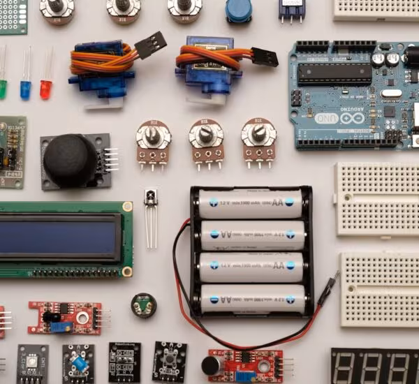 Chip microcontroller ARM Cortex-M dan RISC-V untuk embedded Rust async closures no_std