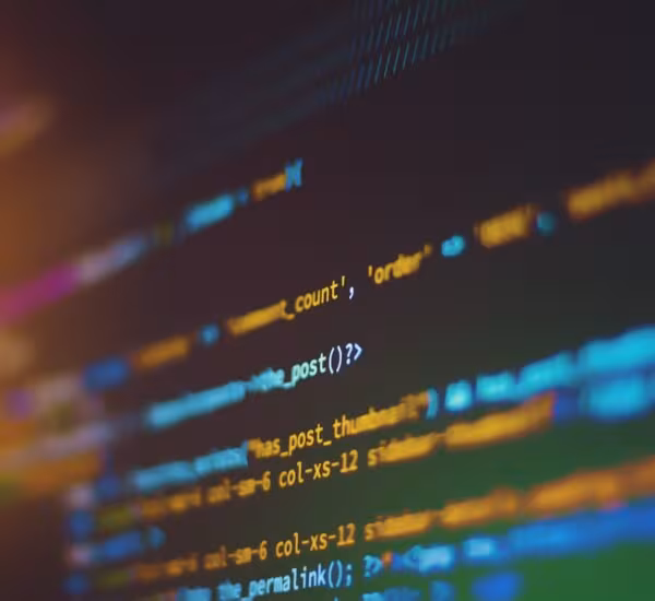Dashboard monitoring keamanan WordPress dengan log aktivitas dan alert real-time