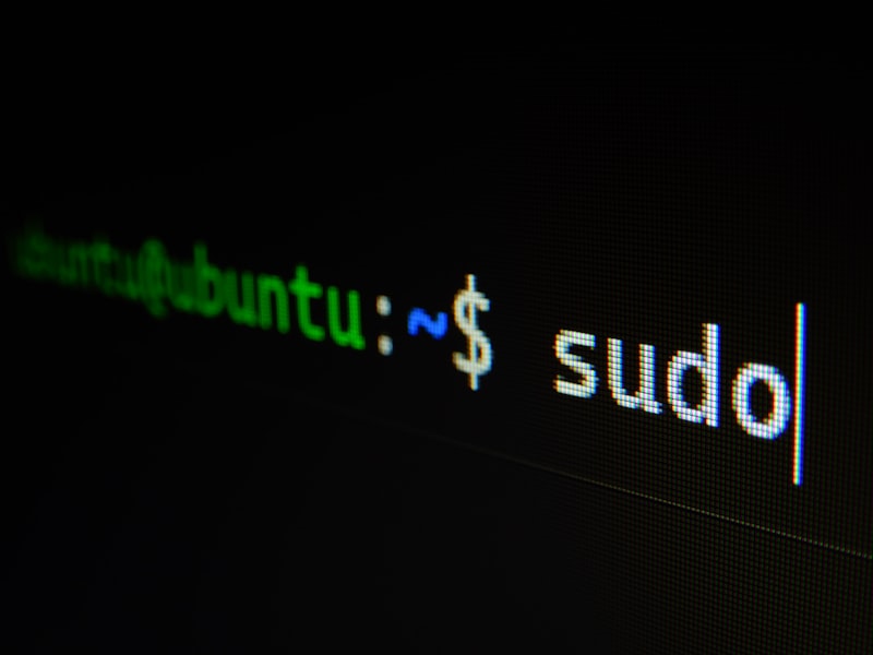 Arsitektur build graph CMake Bazel Cargo coexistence untuk monorepo besar